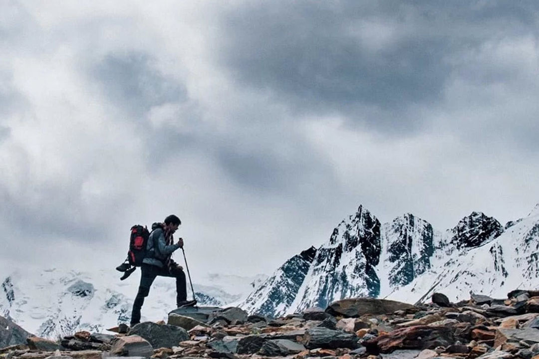 Trekking to Lamkhaga Pass