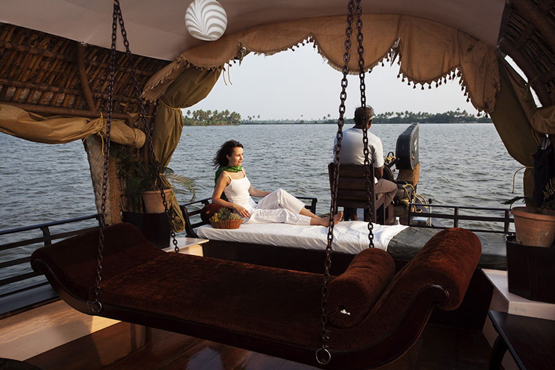 houseboat tour in the backwaters in Kerala