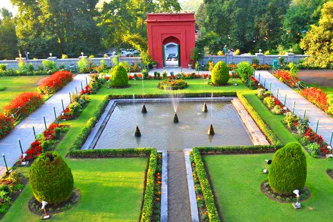 mughal gardens kashmir