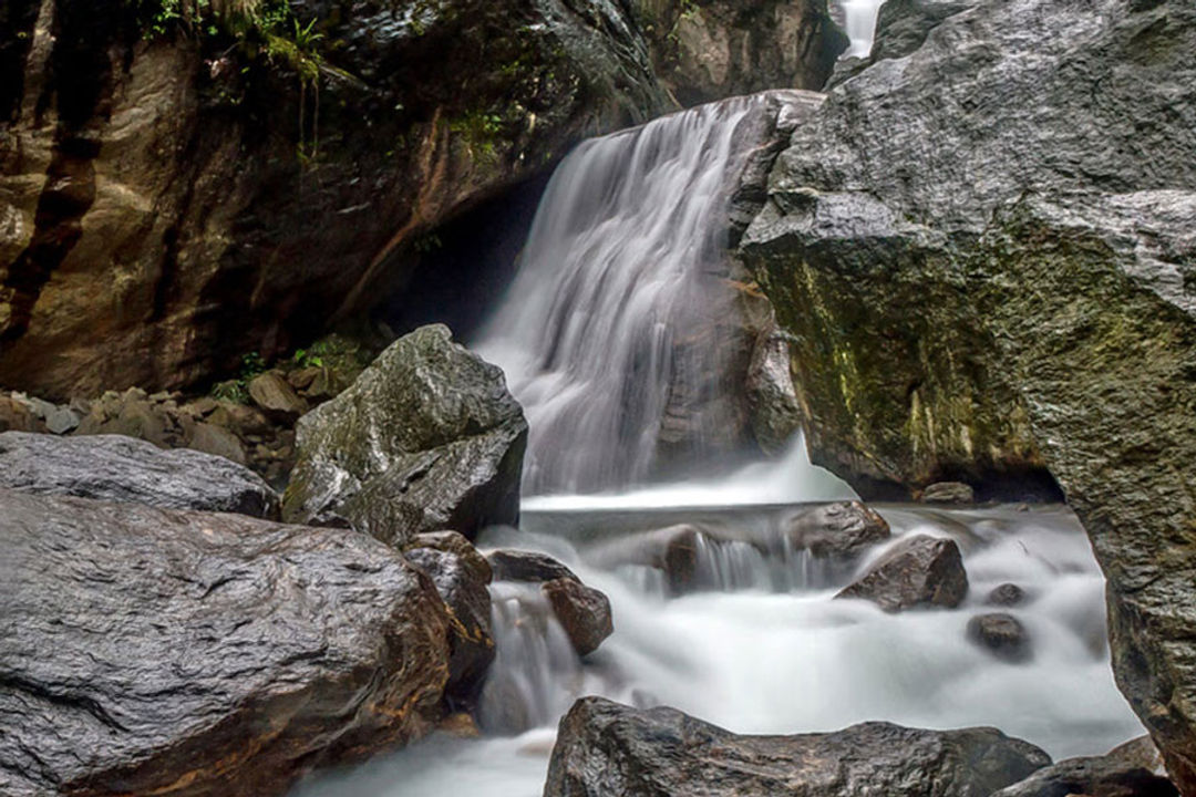 Naga falls