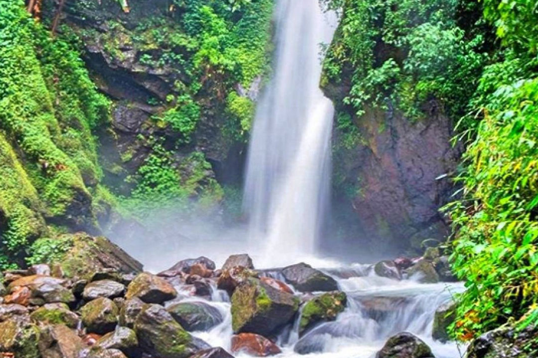 Kanchenjunga Falls