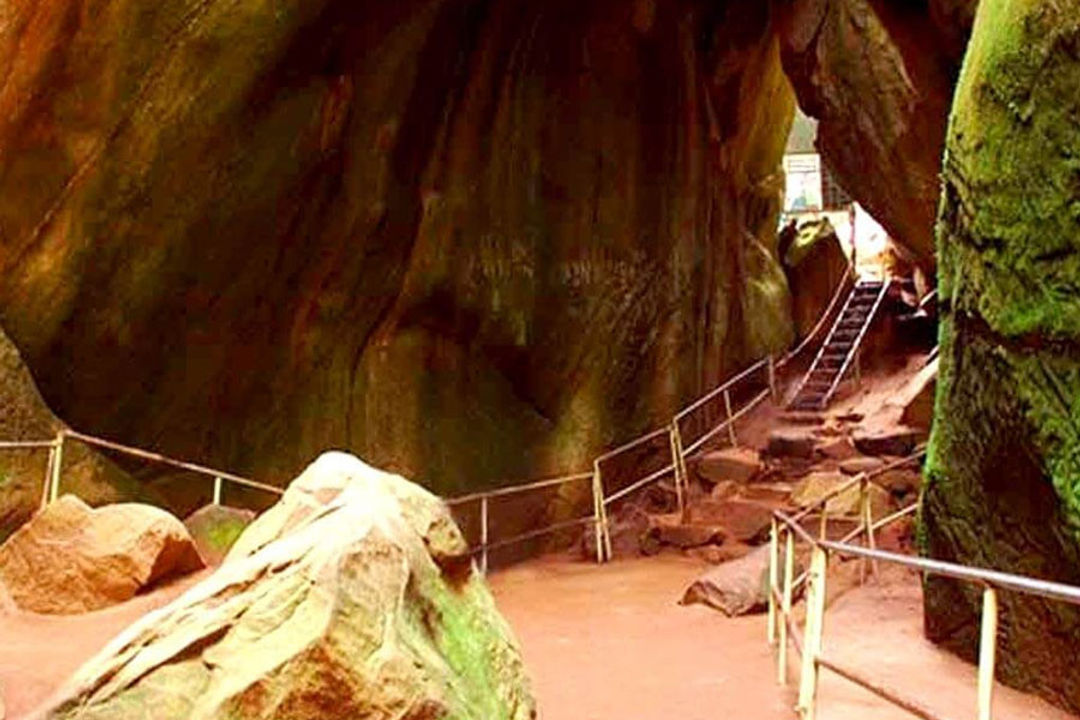 edakkal caves