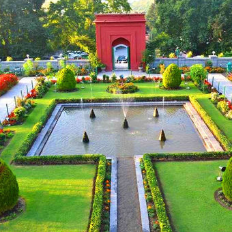 mughal gardens kashmir