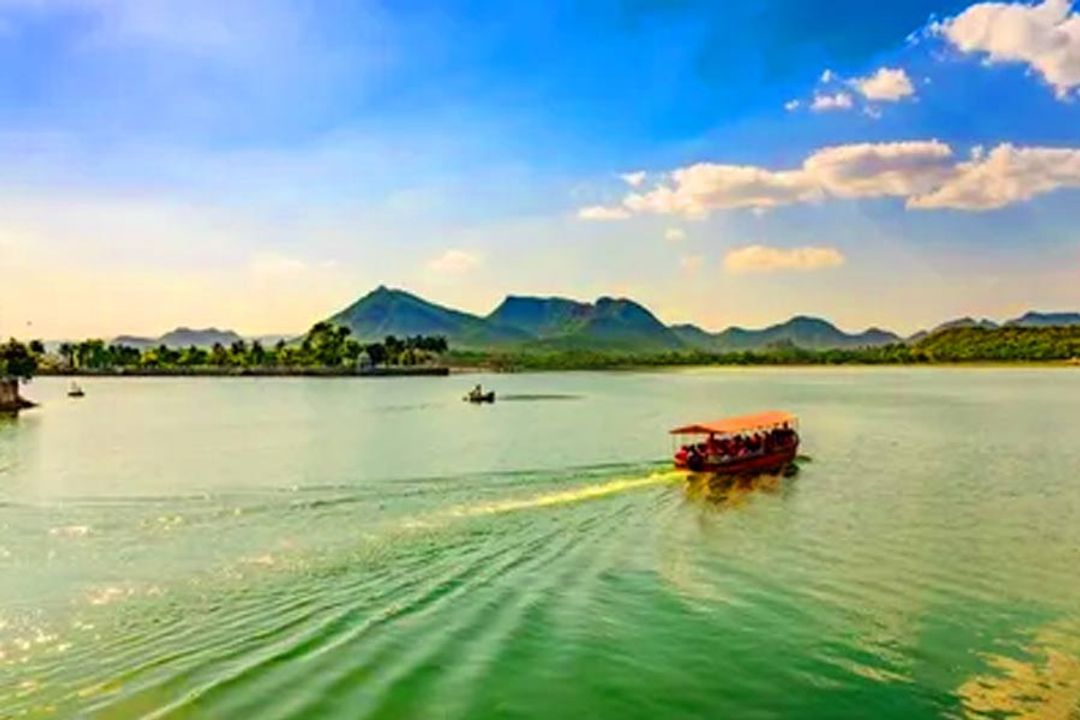 Fatehsagar lake