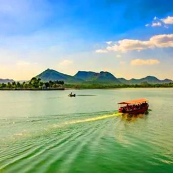 Fatehsagar lake