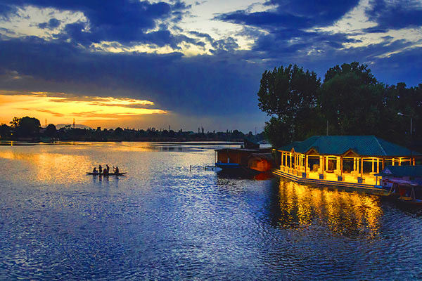 The beauty of Da  lake