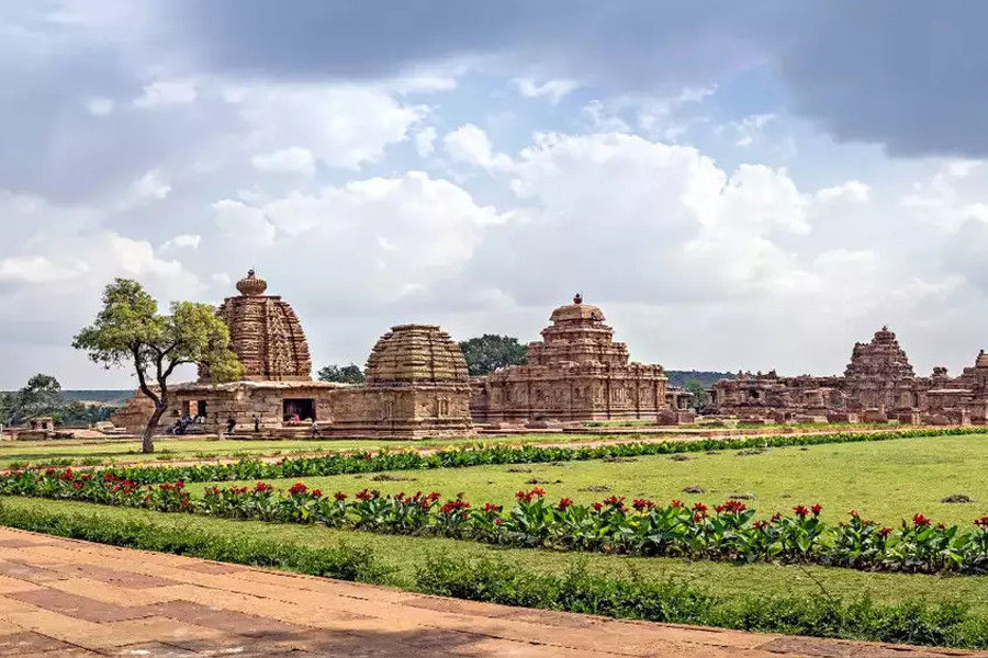 Badami Weekend Tour with Pattadakal