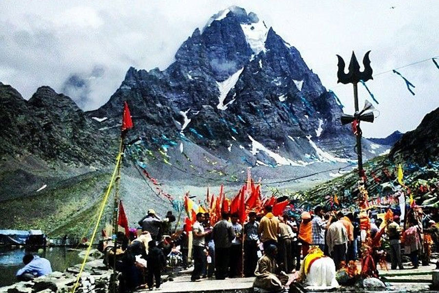 Adventure Trek Tour to Manimahesh