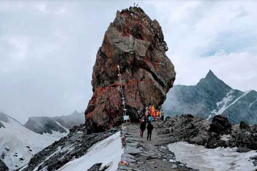 Serene Shrikhand Mahadev Trek Tour