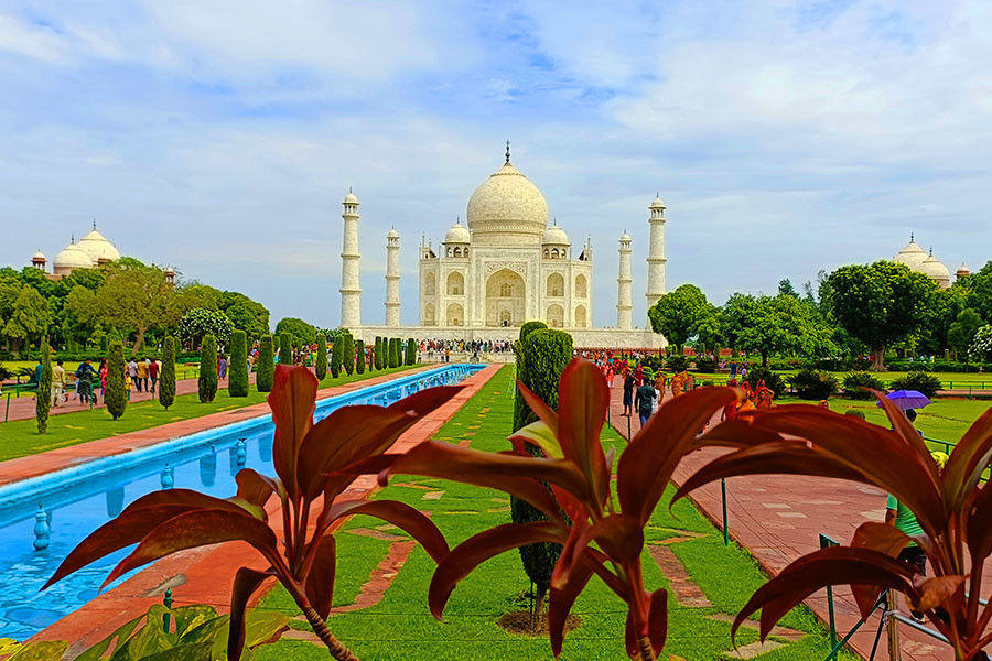 Agra Taj Mahal Weekend Tour