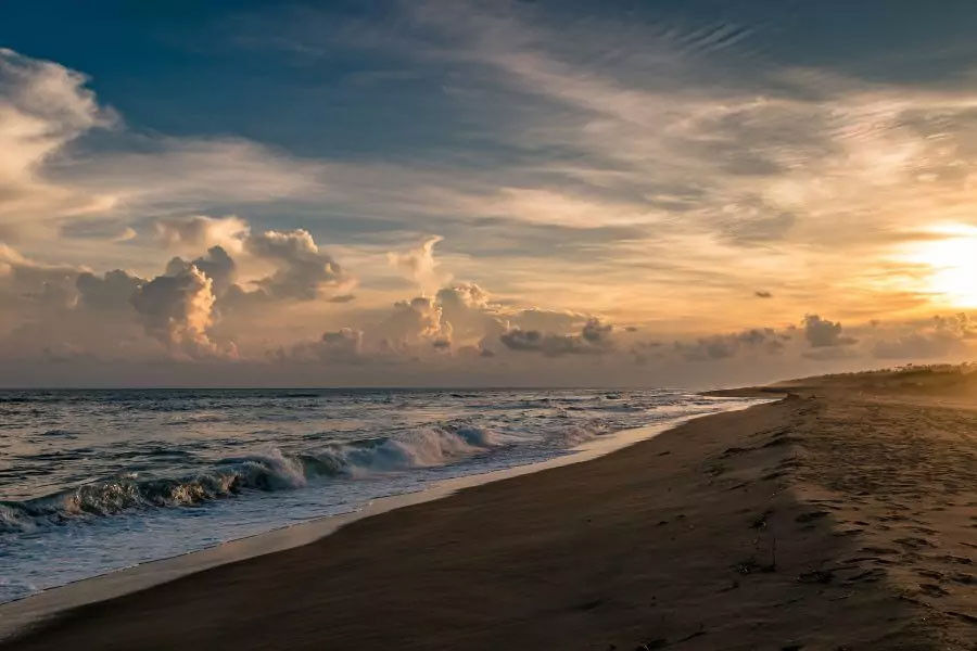 Mesmerizing Beach Tour of Odisha