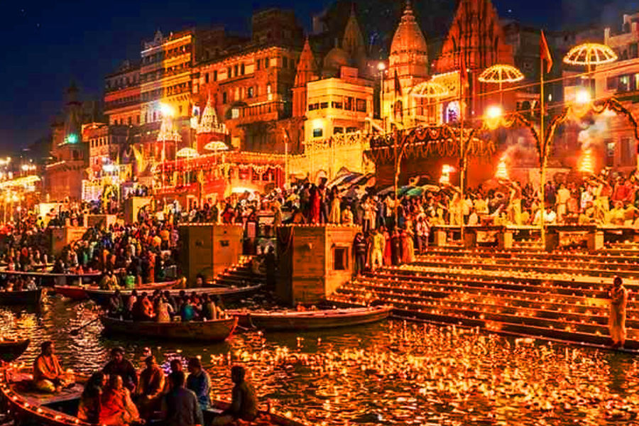 Dev Deepawali 2026: Complete Date, Muhurat, Significance & Varanasi Travel Guide