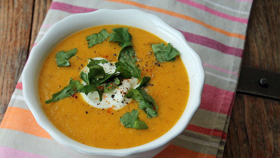 Rezept: Möhren-Ingwer-Suppe mit Chia