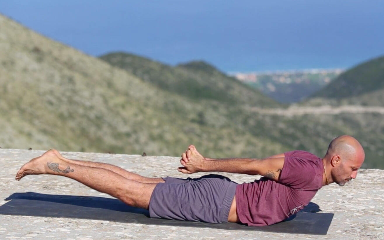 Yoga Video Morgen-Yoga-Flow mit Dehnungen