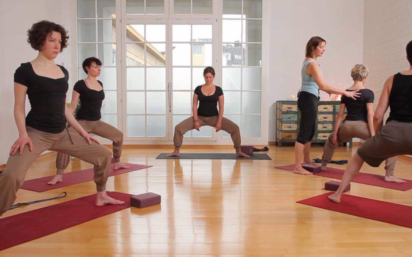 Yoga Video Guten-Morgen-Kick