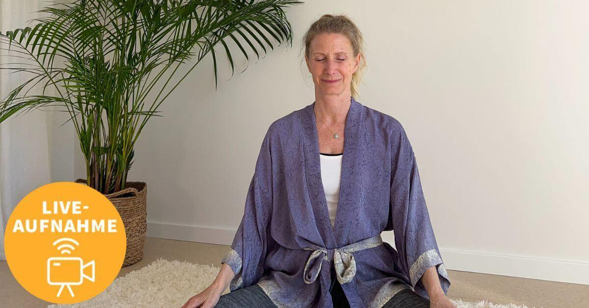 esther-ekhart-dinstance-voice