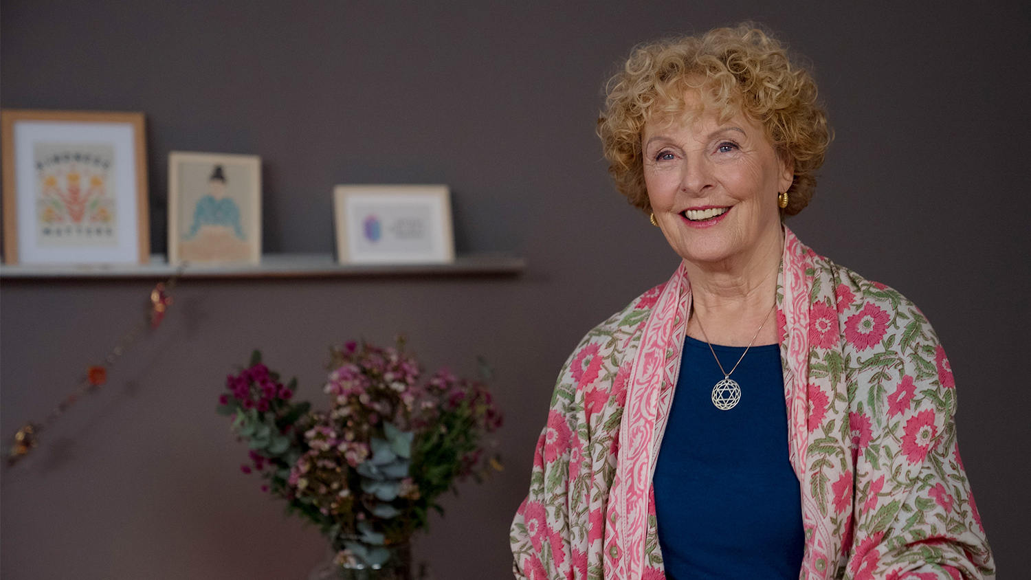 YogaEasy Academy Free Preview Interview mit Anna Trökes Symbolik der Asanas