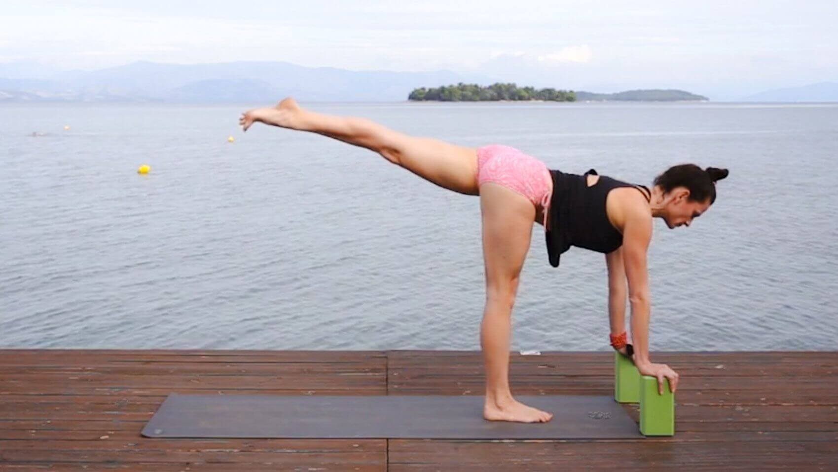 Yoga Video Kraftvoll fliegen: Flying Core