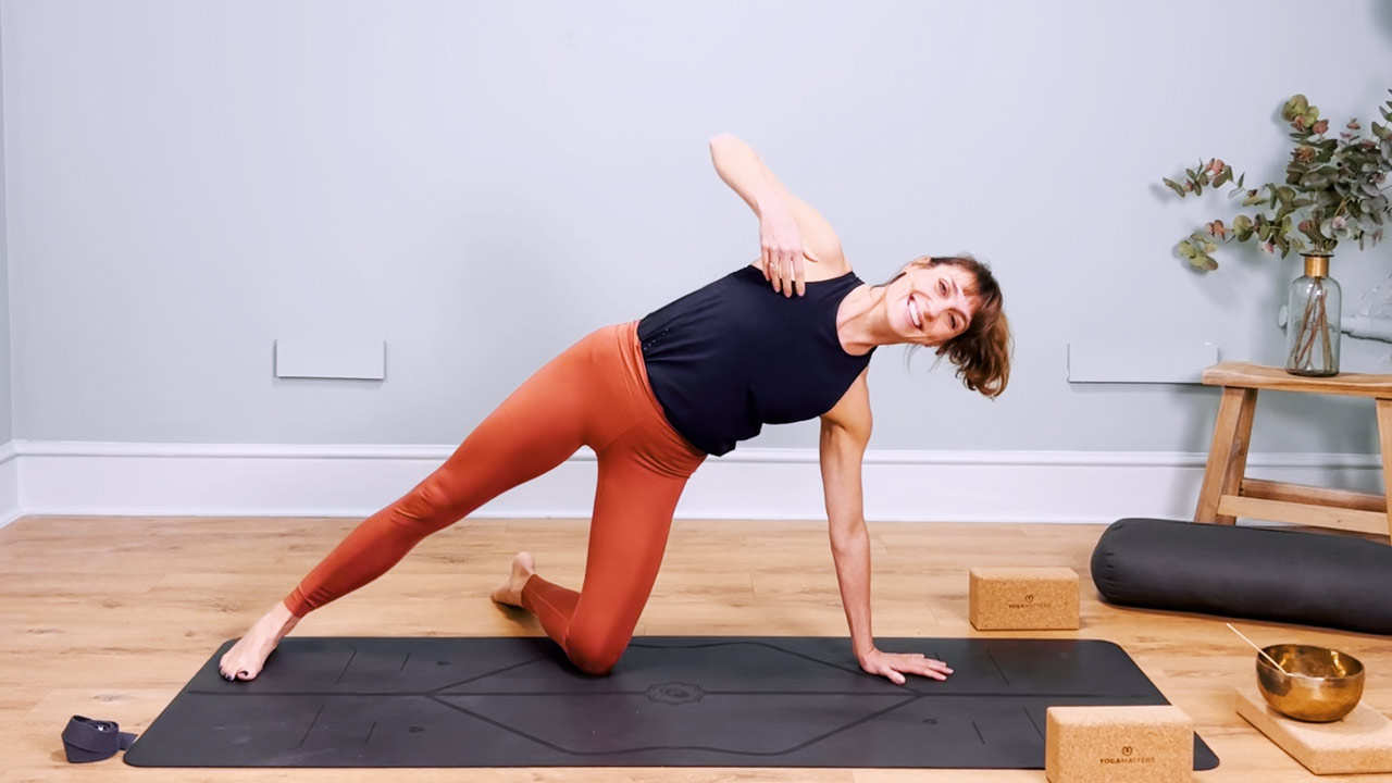 Yoga Video Earn the light