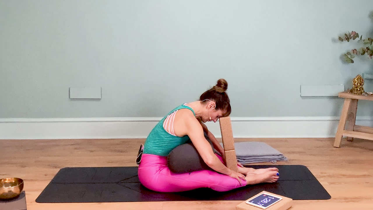 Yoga Video Autumn Yin sequence