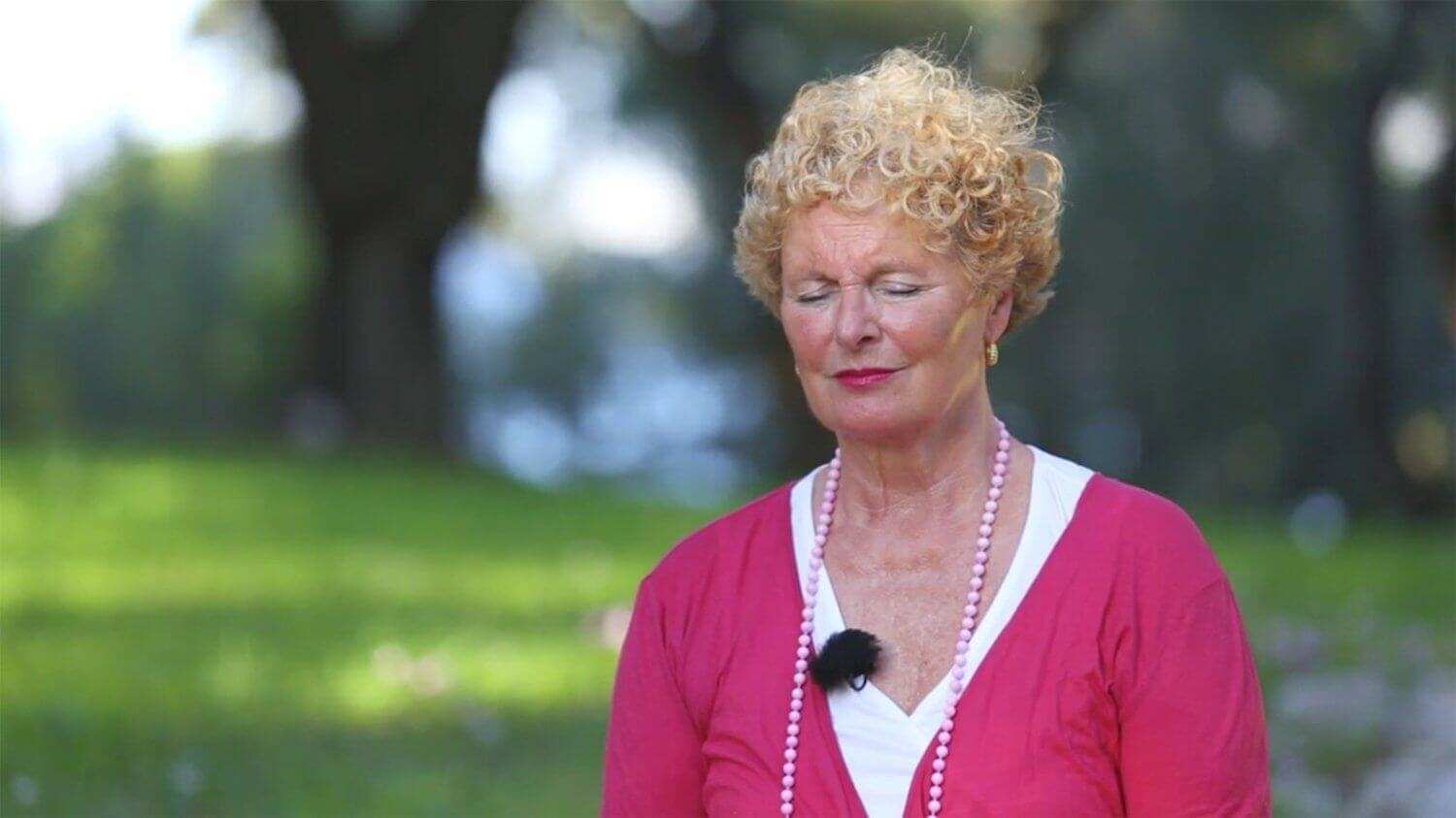 Yoga Video Tutorial: Pranayama Kumbhaka