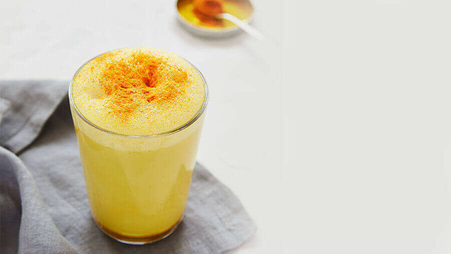 Ayurvedische Kurkuma-Milch