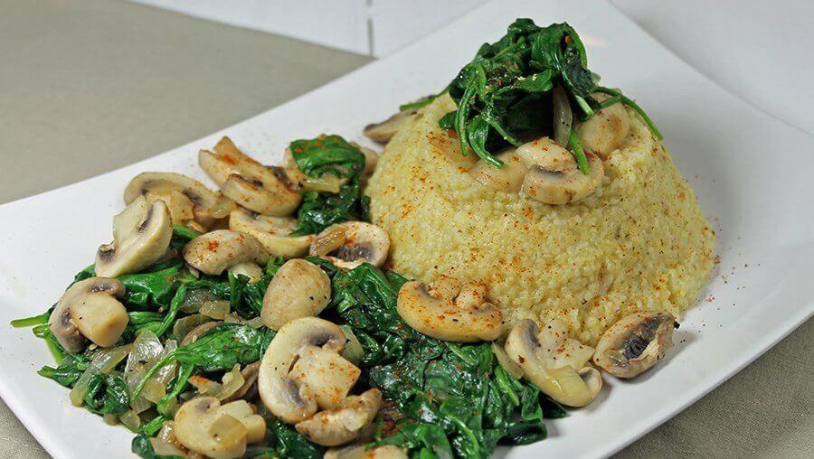 Rezept: Hirse-Spinat mit Champignons