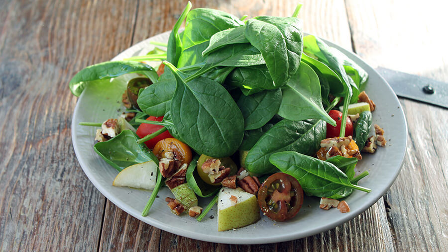 Rezept: Spinat-Salat mit Birne