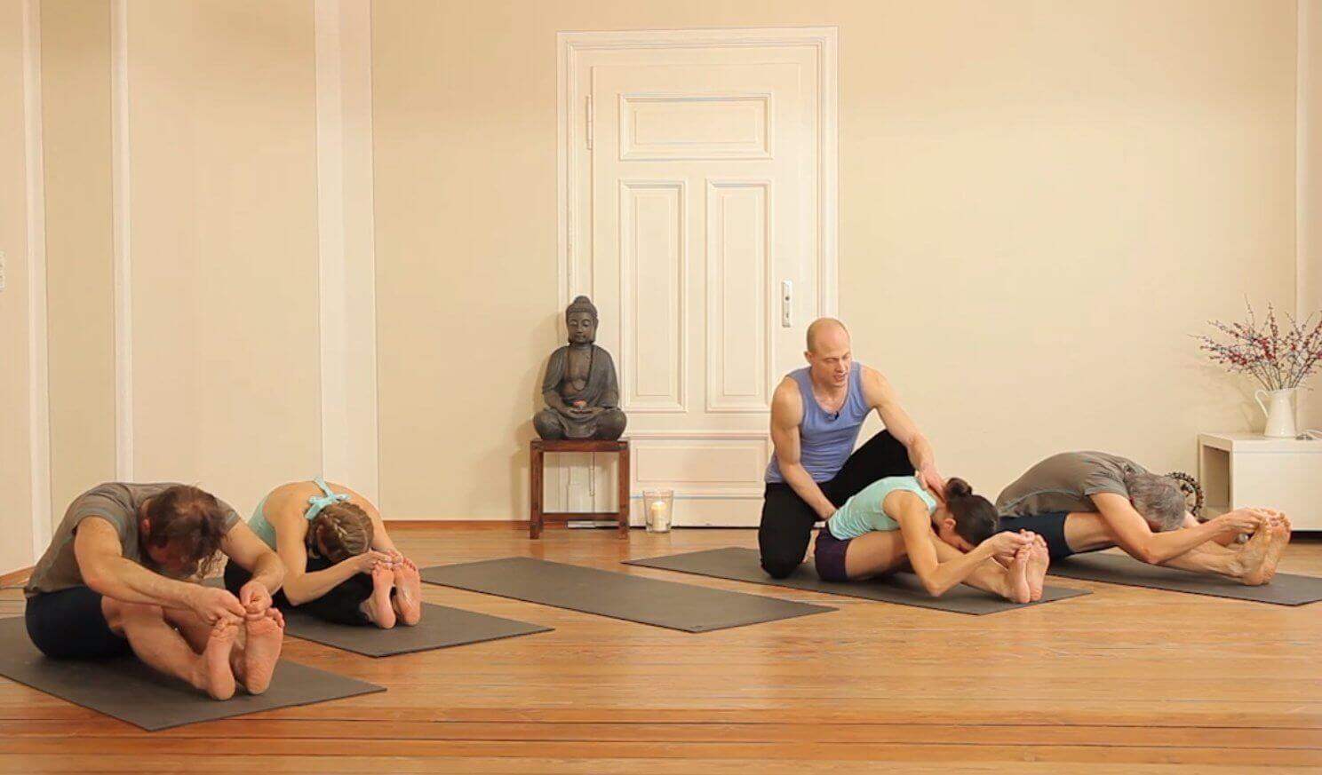 Yoga Video Ashtanga Yoga für Anfänger 2