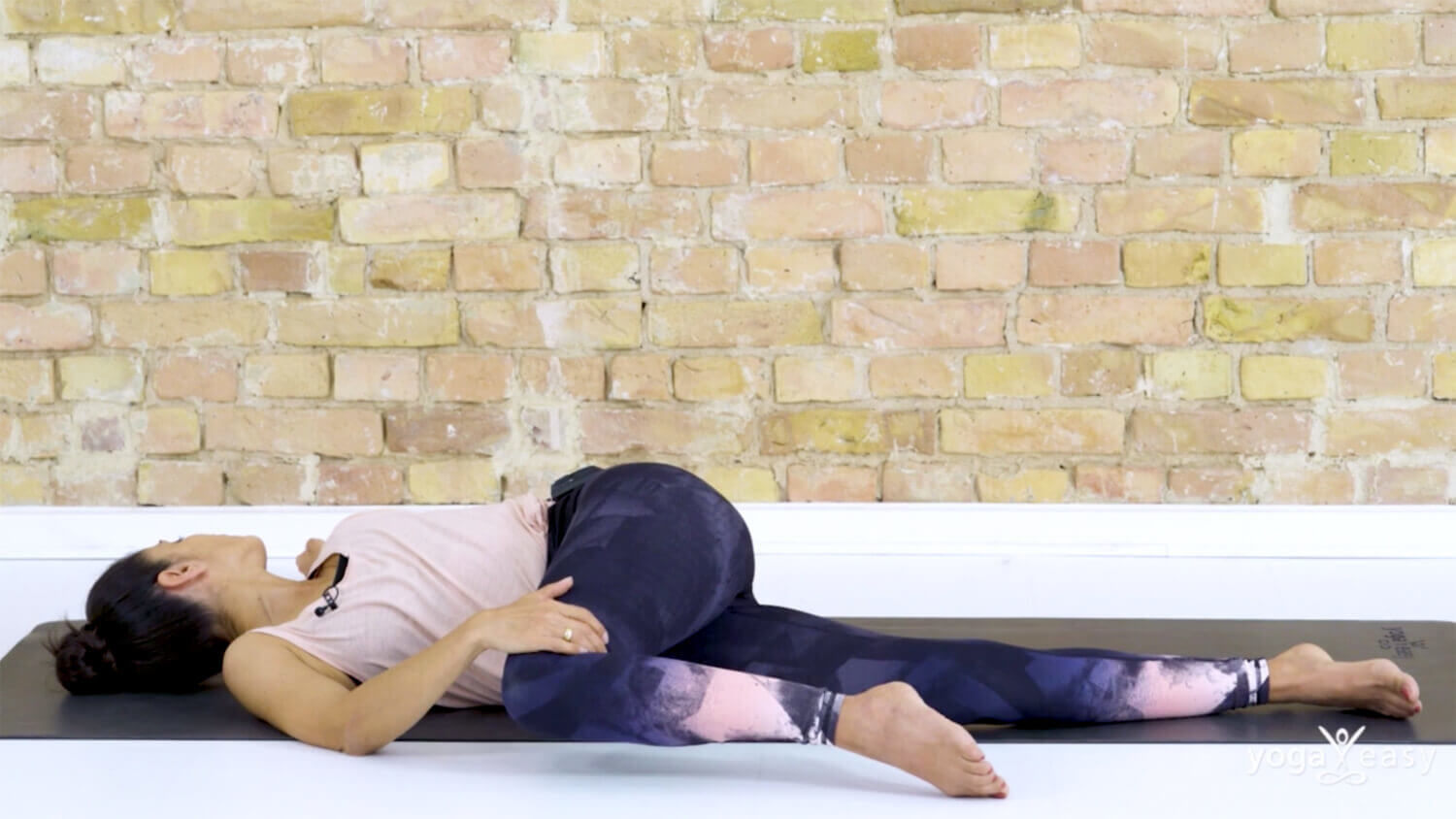 Yoga Video Ankommen und Loslassen am Abend