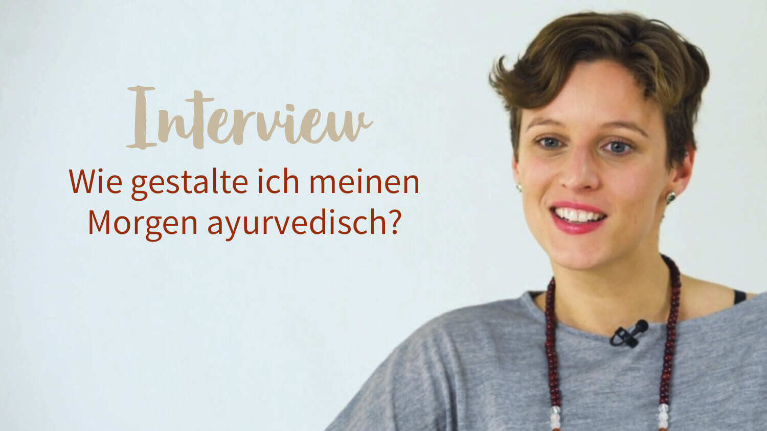 Yoga Video Interview: Wie gestalte ich meinen Morgen ayurvedisch?