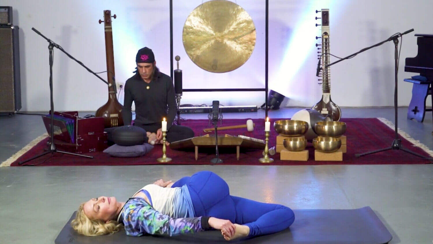 Yoga Video Emotionale Freiheit durch Hüftöffnung – Yin Yoga mit Musik