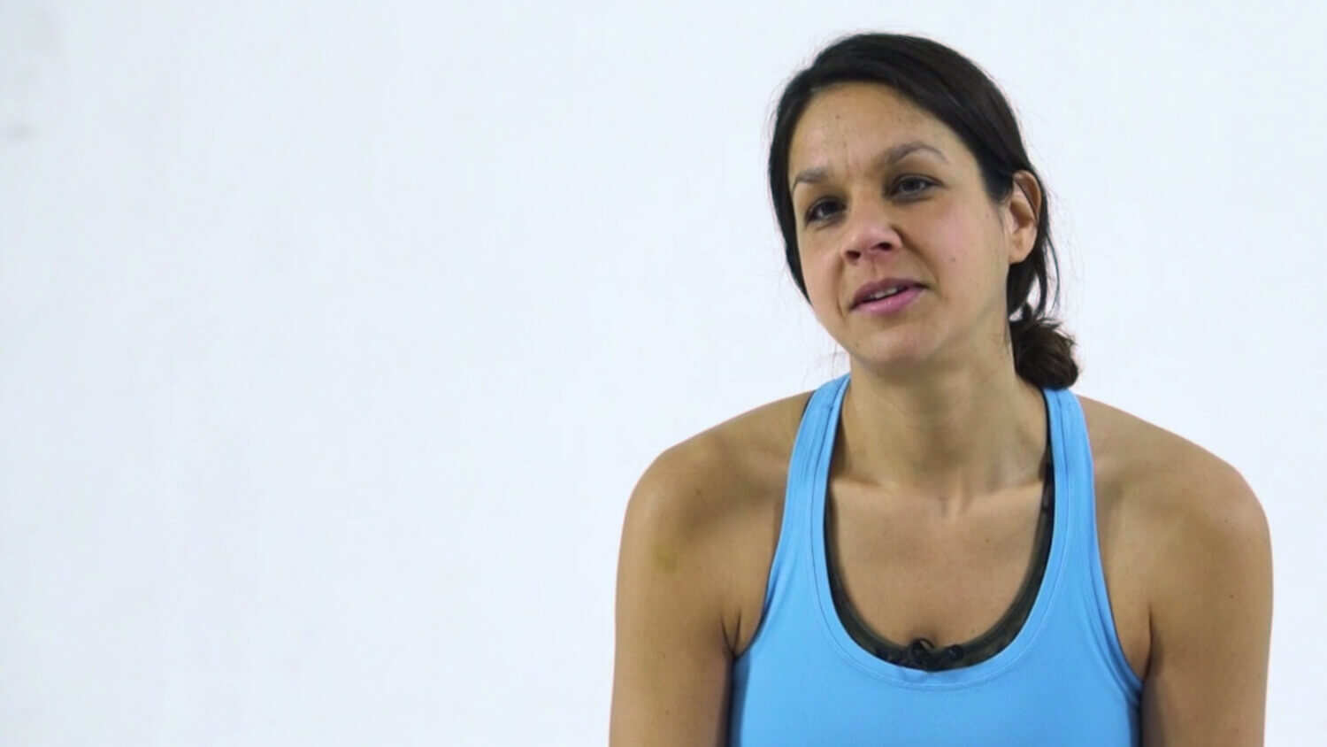 Yoga Video Interview mit Nadeen Mirza: Wie bist du zum Yoga gekommen?