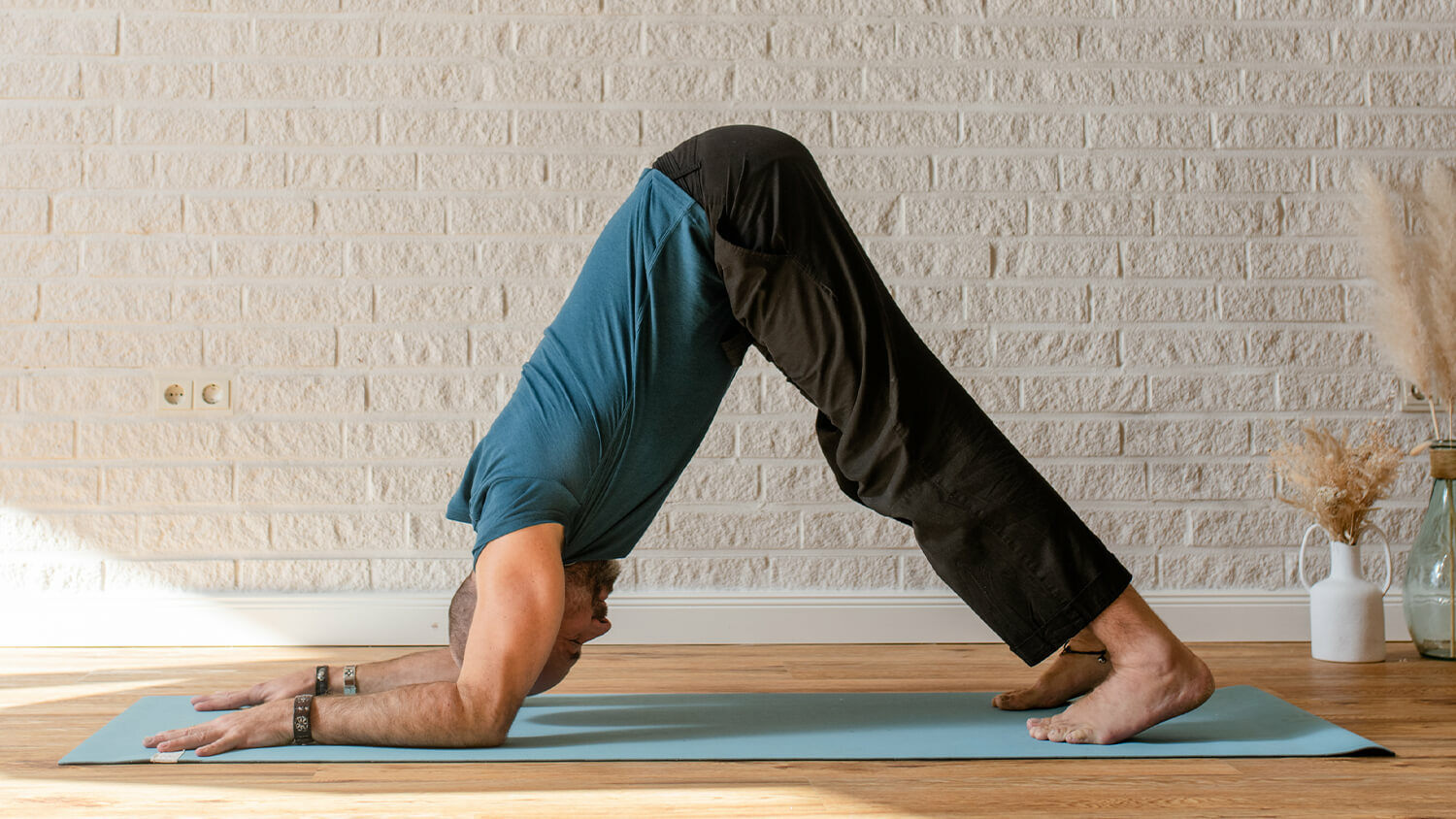 Yoga Workout Power Shot Valentin Alex