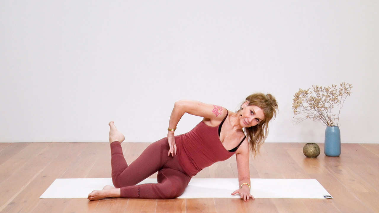 Yoga Video Sculpting with Pilates