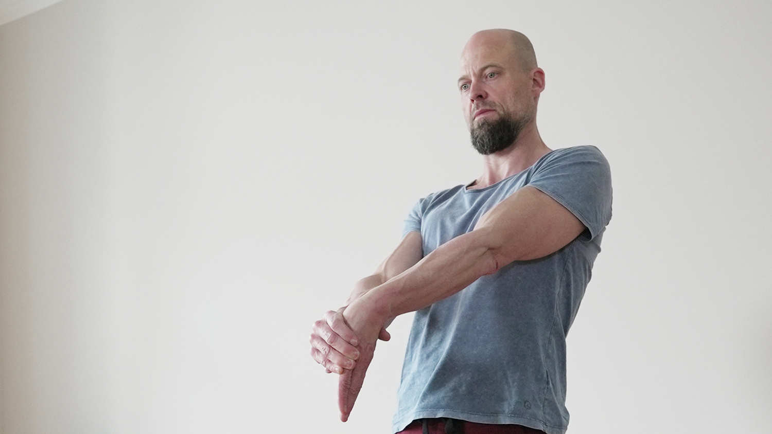 Yoga Video Yogatherapie für Mausarm-Syndrom & Sehnenscheidenentzündung