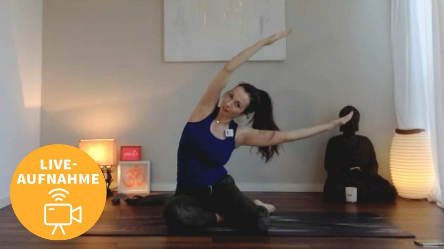 Yoga Video 20.04.22: Flow für Bauch und Po (live)