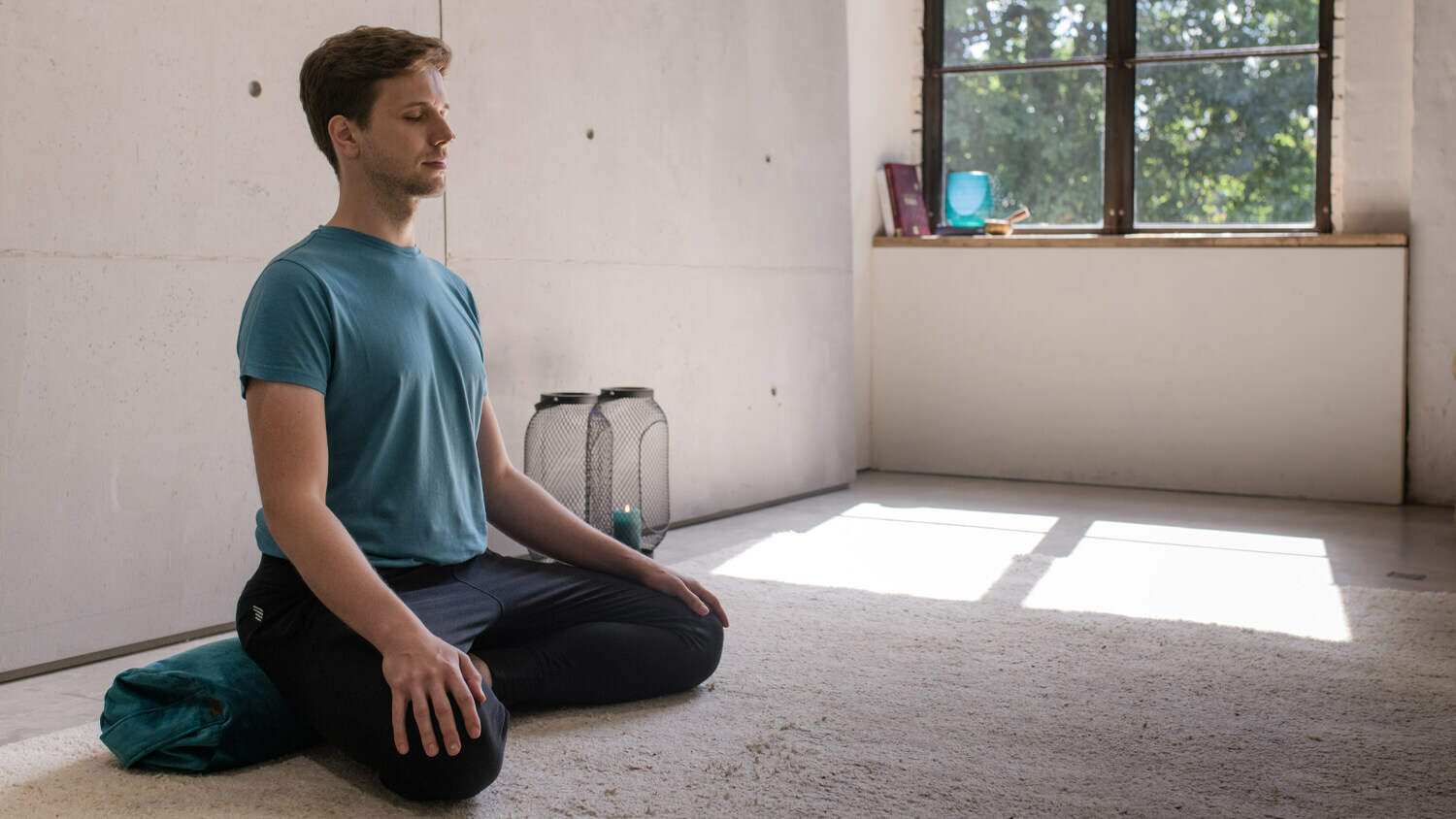 Jivamukti-Meditation in 3 Schritten mit Moritz Ulrich