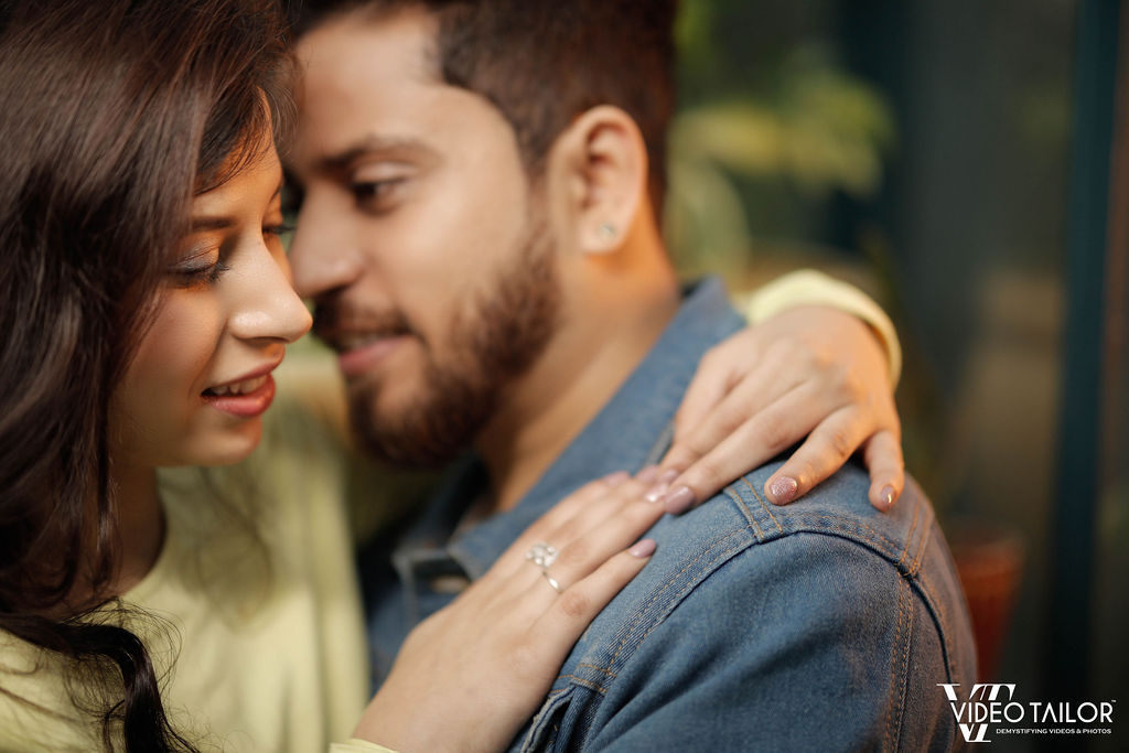 Engagement Photos: 33 Ideas for Your Engagement Photo Shoot - hitched.co.uk  - hitched.co.uk