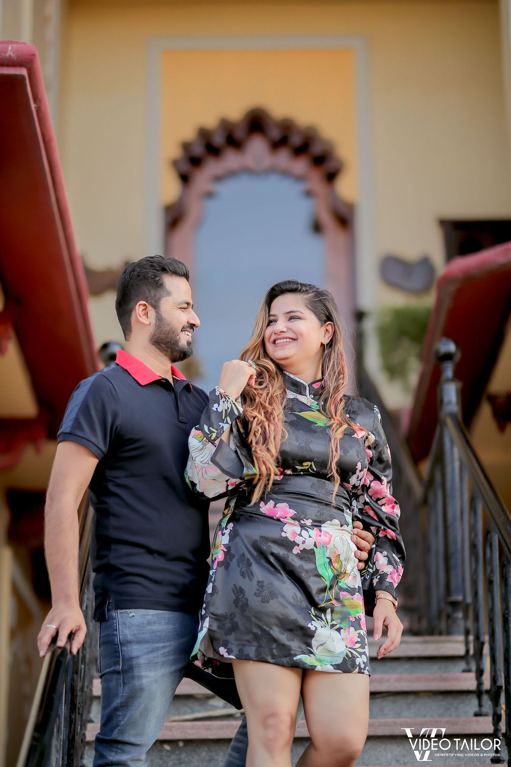 40+ Poses For Pre-Wedding Photoshoot For Camera-Shy Couples | Pre wedding  photoshoot outfit, Wedding photoshoot poses, Pre wedding photoshoot outdoor