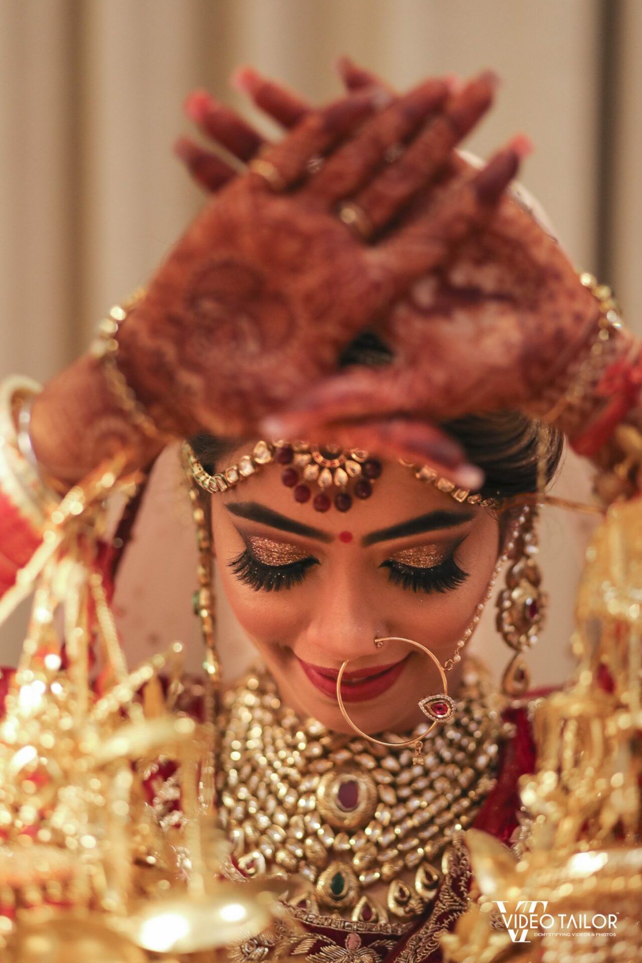 Bride squad moments like these. • Bride: @the_sufletpur • #weddingzin  #weddingwear #weddingbuzz #weddingbrigade #weddingsaga #weddin... |  Instagram