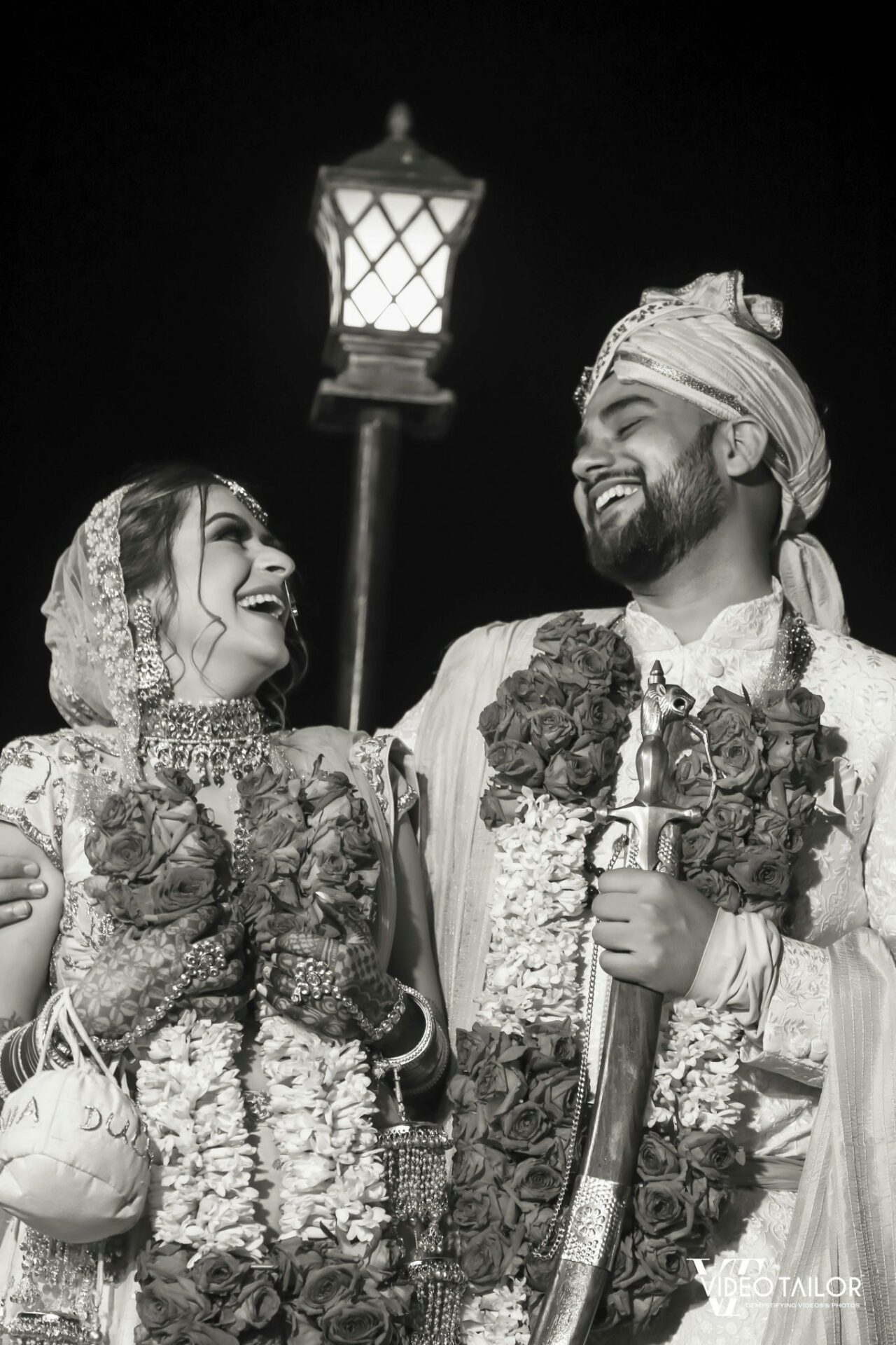 wedding-poses-and-pre-wedding-photography-poses-Indian-couple (7) -  FashionShala