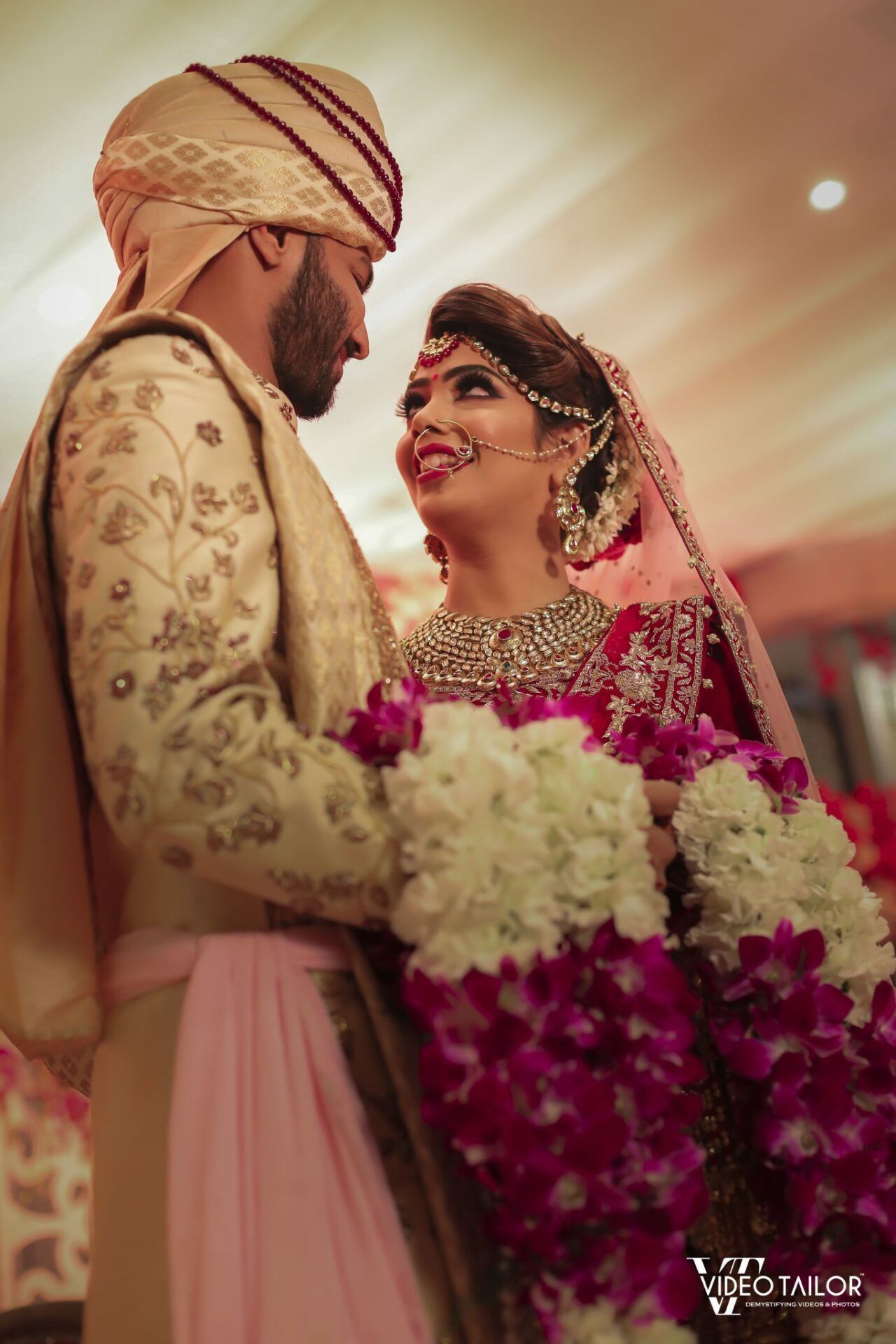 Say Cheese! 6 Indian Wedding Couple Poses That Are Every Photographer's  Favourite Shots