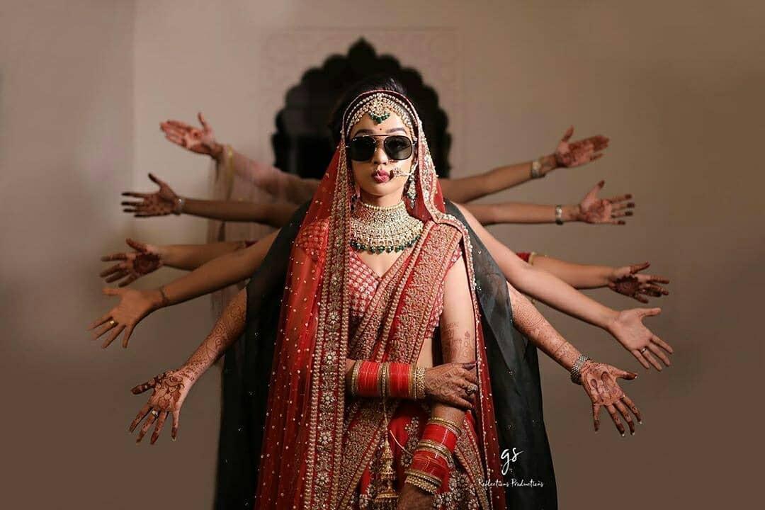 Cool Bridal Wedding Shoot Pose - strong goddess