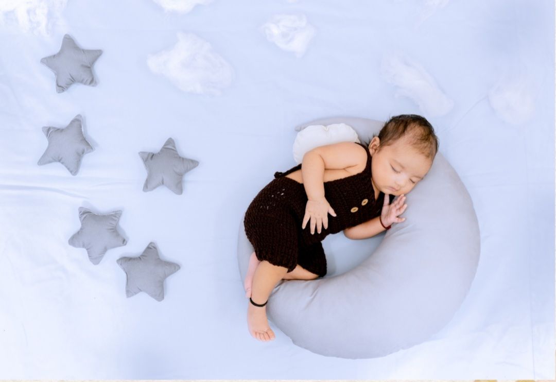 10 New Born Baby Photoshoot Themes and Concepts