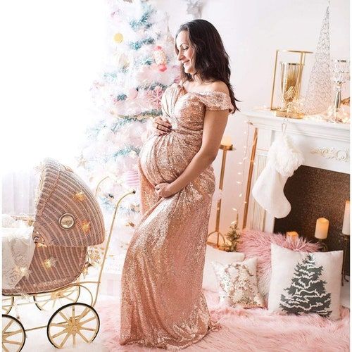 Top 10 Classic Outfit Ideas for Maternity Photoshoot