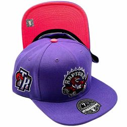 Toronto Raptors Purple Hyperteam Color Brim TR Side Patch Pink UV Mitchell & Ness Fitted Hat