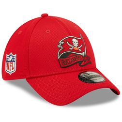 Tampa Bay Buccaneers New Era 2022 NFL Sideline Coaches 39THIRTY Flex Hat