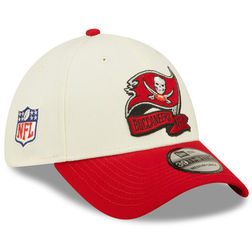 Tampa Bay Buccaneers Cream New Era 2022 Sideline 39THIRTY Two Tone Flex Hat