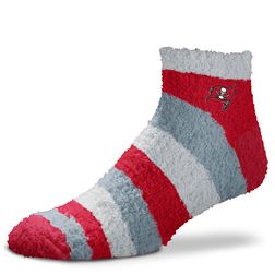 Tampa Bay Buccaneers For Bare Feet Team Color Fuzzy Ankle Socks